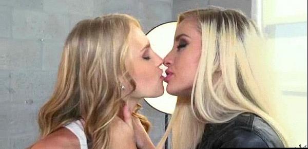 Horny Lesbo Teen Girls (Lily Rader & Naomi Woods) Make Love On Cam video-19